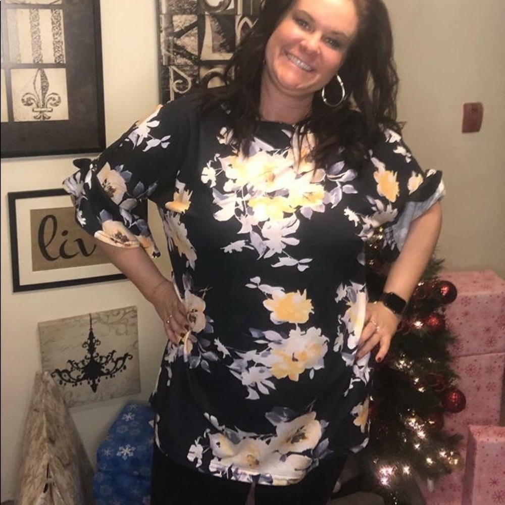 Navy Floral Top with Belle Sleeves